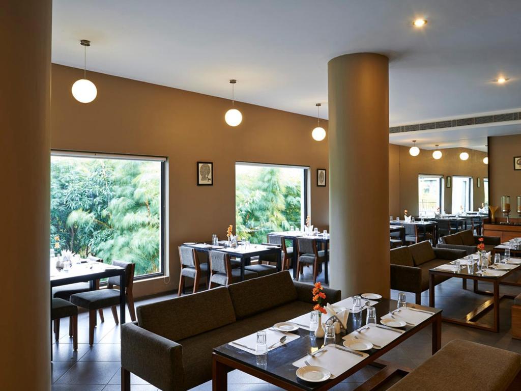 Hotel Club Mahindra Corbett Dhikuli Exterior foto